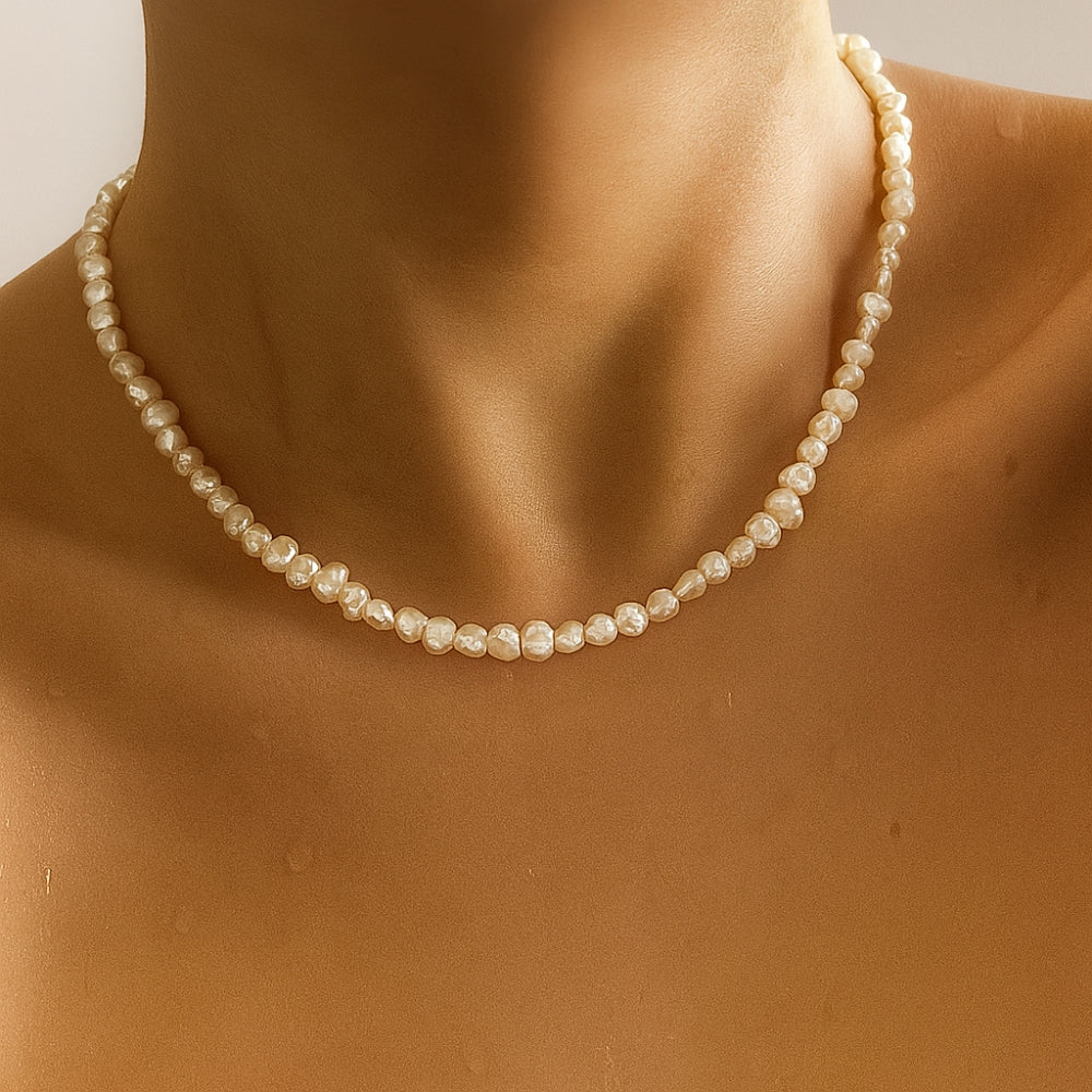 Pherusa Collier